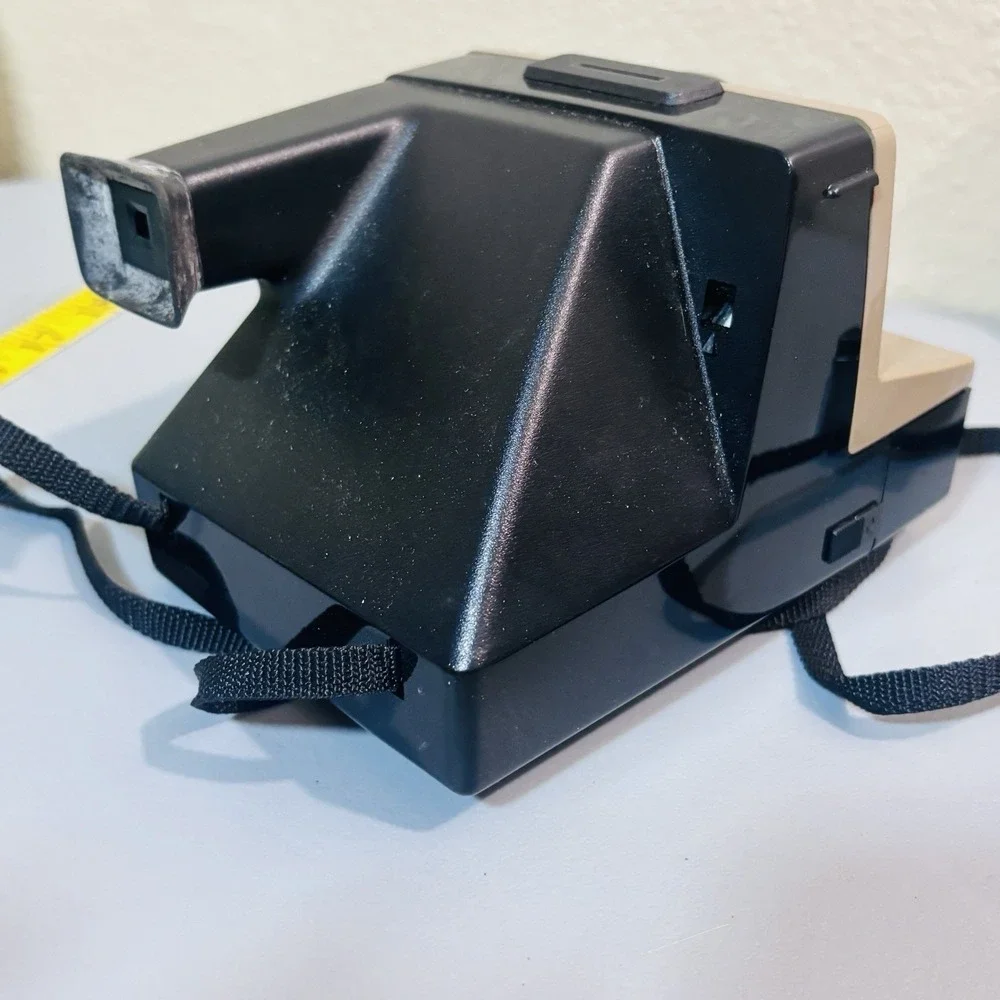 Polaroid camera excellent